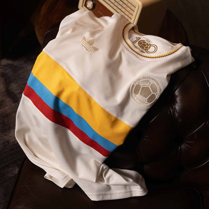 CAMISETA  COLOMBIA CON CAJA REGALO